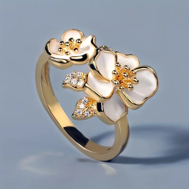 Retro White Enamel Floral Gold Ring