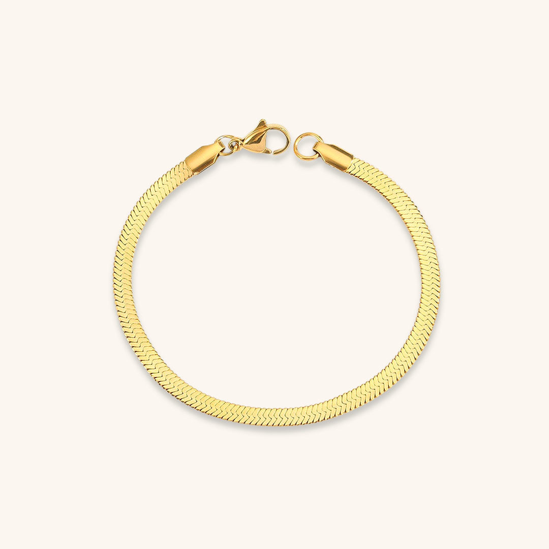 Elegant Herringbone Bracelet in Gold