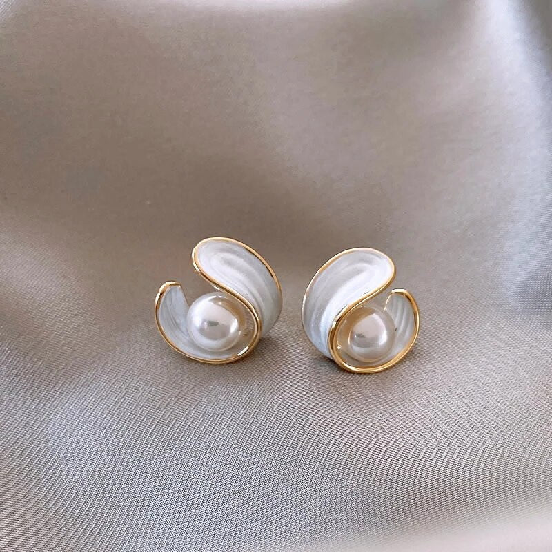 Elegant White Opal Earrings with Pearls in Gold