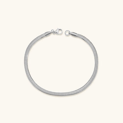 Elegant Herringbone Bracelet in Gold