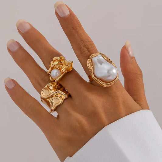 Elegant Onda Pearl Ring Set (3-Pack)