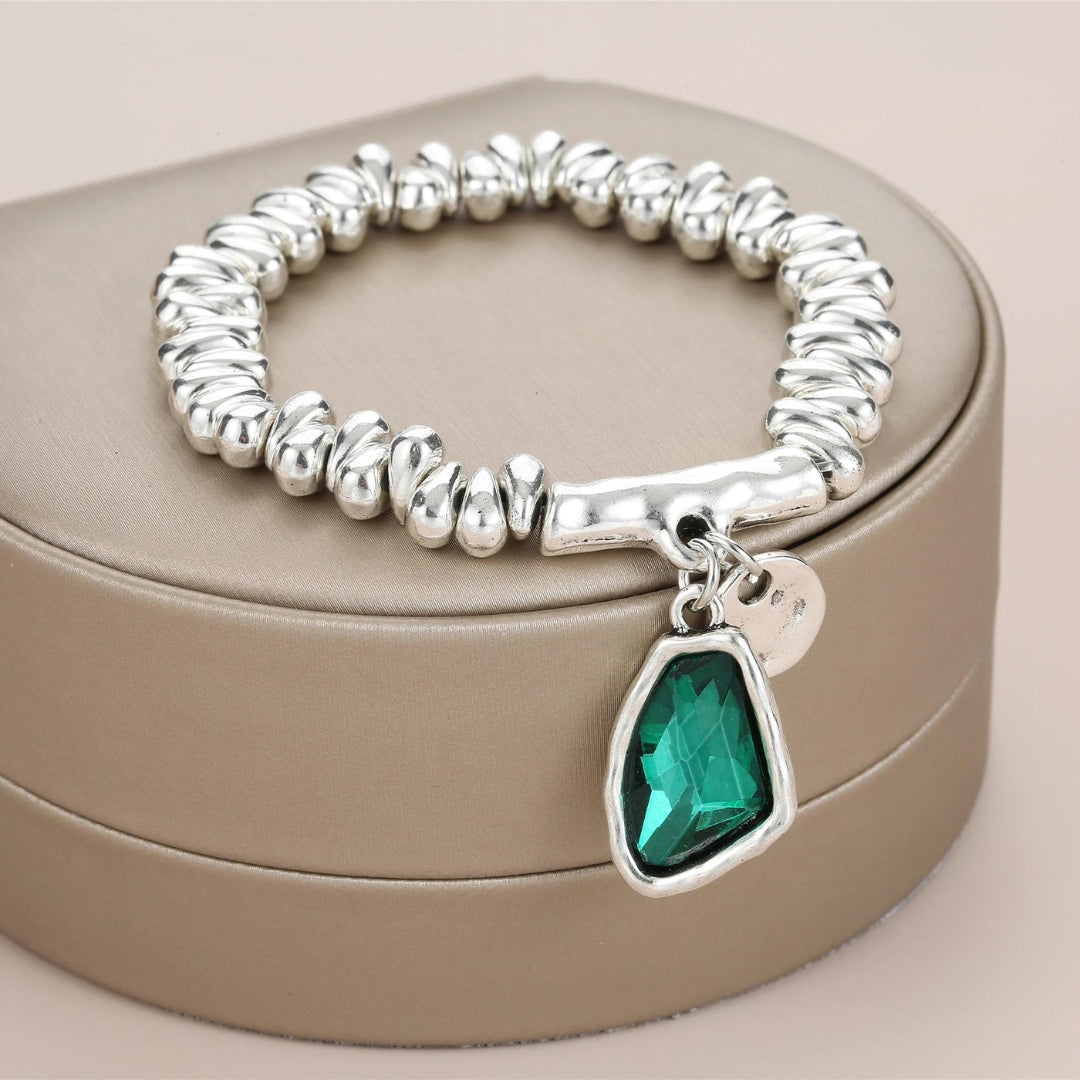 Elegant Crystal Bracelet with Silver-Plated Pearls
