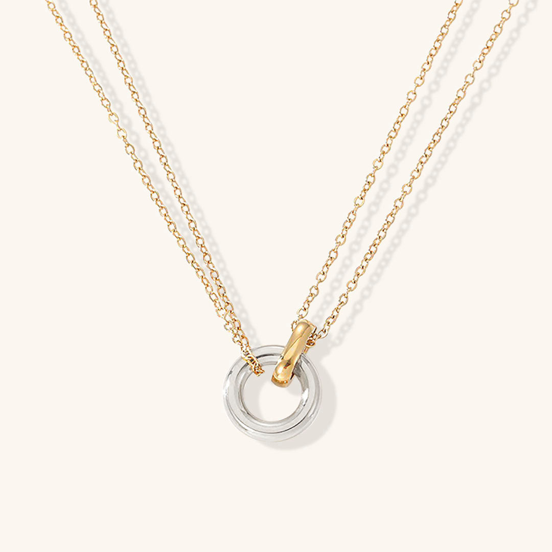 Elegant Gold Chain Necklace