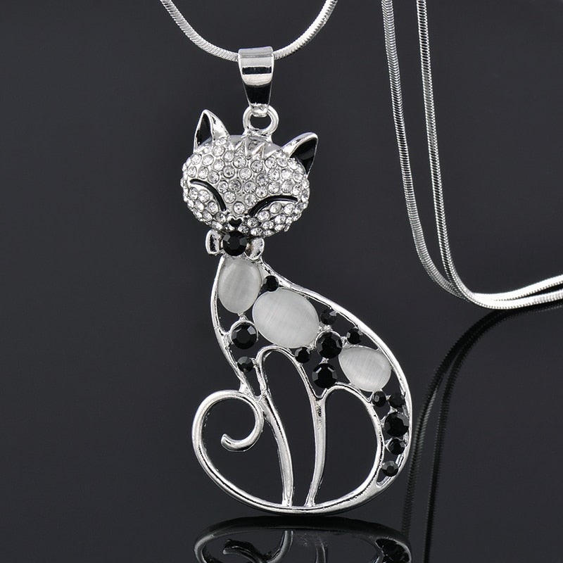 Sterling Silver Necklace with Zirconia-Encrusted Cat Design