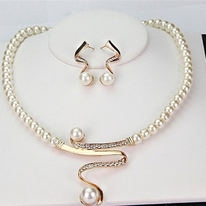 Elegant Pearl Necklace and Earring Set