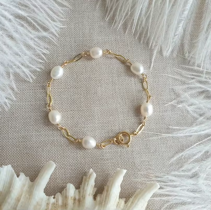 Classic Baroque Pearl Bracelets
