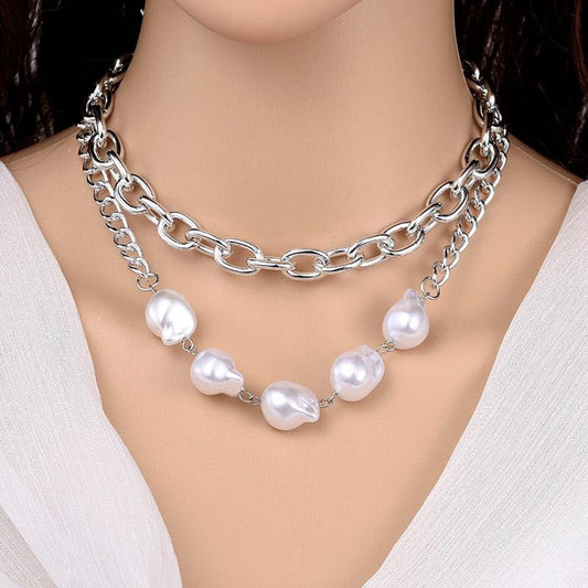 Retro Silver Pearl Necklace with Chain Design