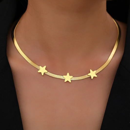 Chic Gold Star Pendant Necklace