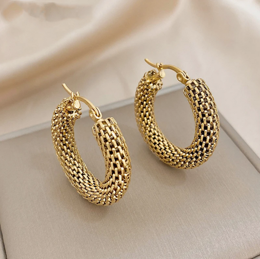 Chic Gold Mesh Hoop Earrings