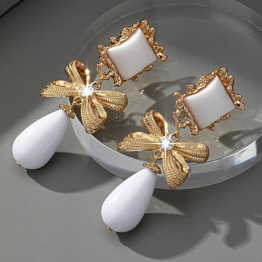 Retro White and Gold Earrings